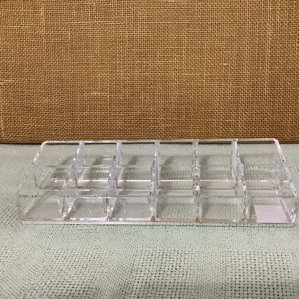 Clear Jewelry Display Stand and Organizer (B212)